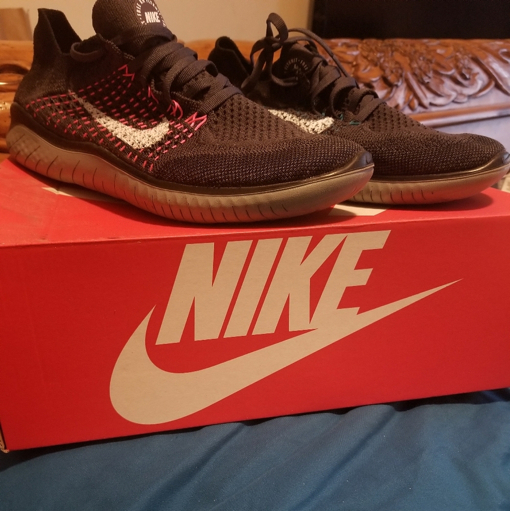 Nike Free RN Fly Knit Shoes